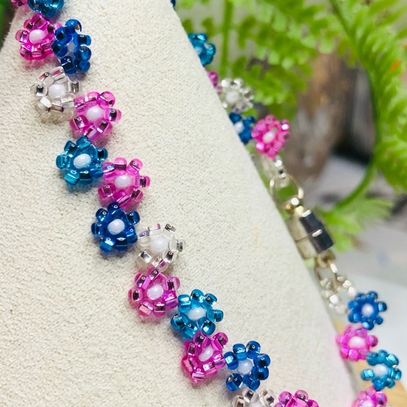 Pink Blue Czech Beaded Bracelet Daisy Thin Dainty Floral Flower Bling Glam NEW - Picture 3 of 6
